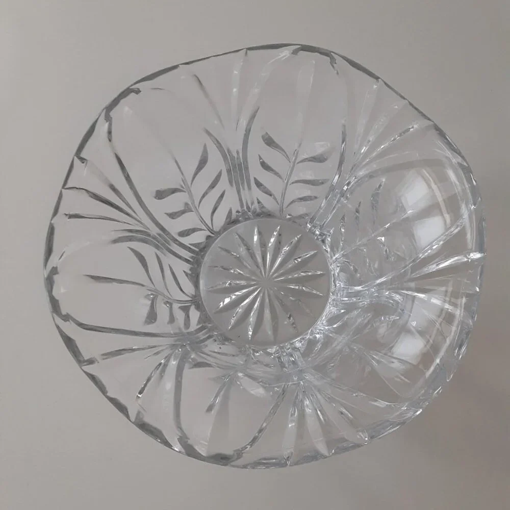 N/A crystal bowl